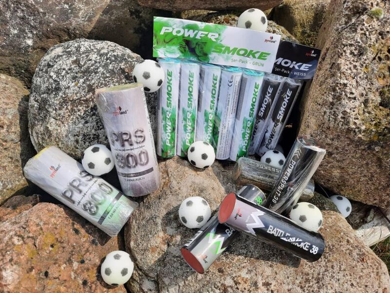 Paket „Team Green White“ by Intermedia