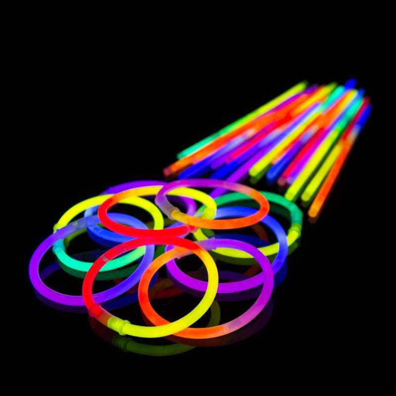 Jetzt Arm-Knicklichter 2-farbig, bunter Mix - 25 Stück ab 2.99€ bestellen