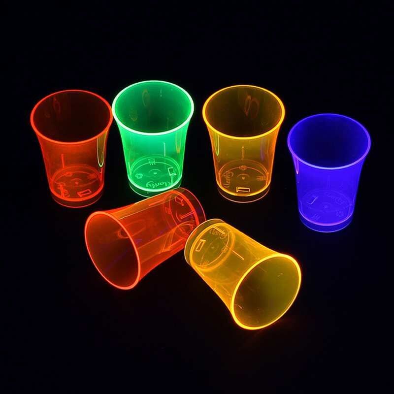 Jetzt Neon Trinkbecher 50ml 8er Set 4 Farbmix ab 5.99€ bestellen